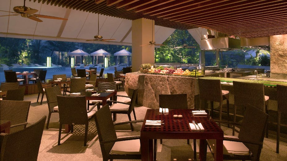Oasis Restaurant - Grand Hyatt Singapore